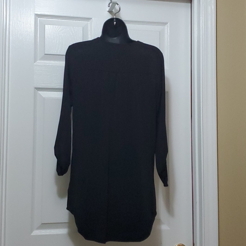 ⚜️ Michael Kors zip front black top - Picture 3 of 8